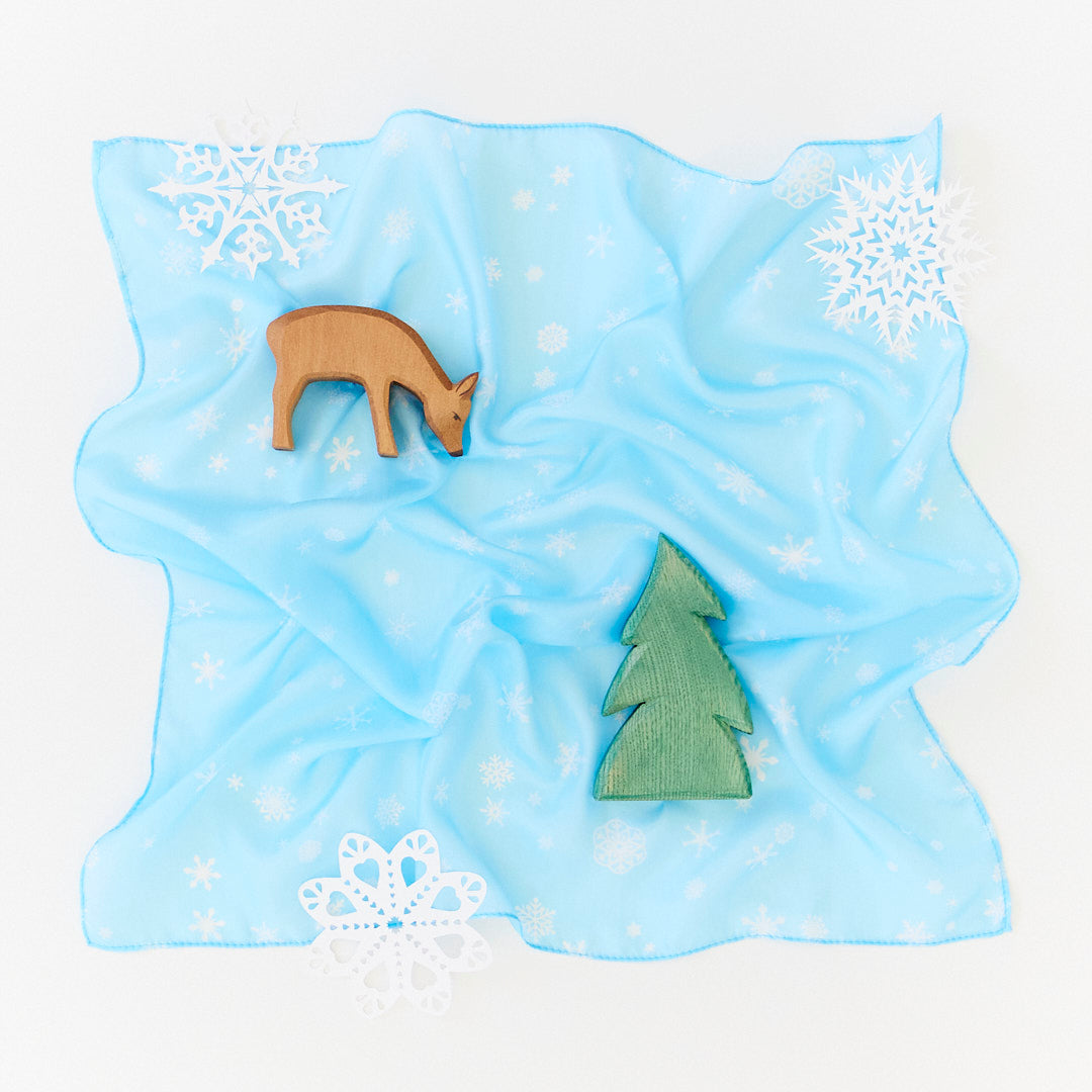Snow Seek & Find Playsilk