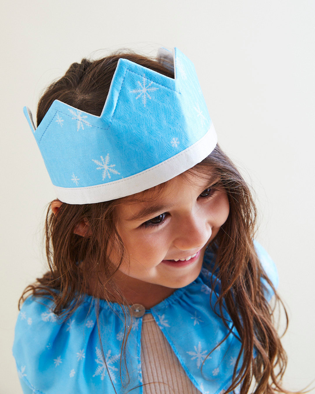 Snow Silk Crown