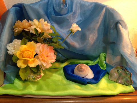 Nature Tables and Seasonal Playsilks