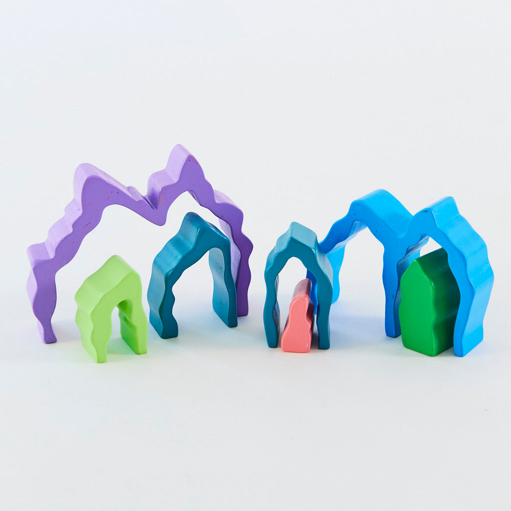 Sarah's Silks | Open-ended Playsilks, Costumes, and Wooden Toys
