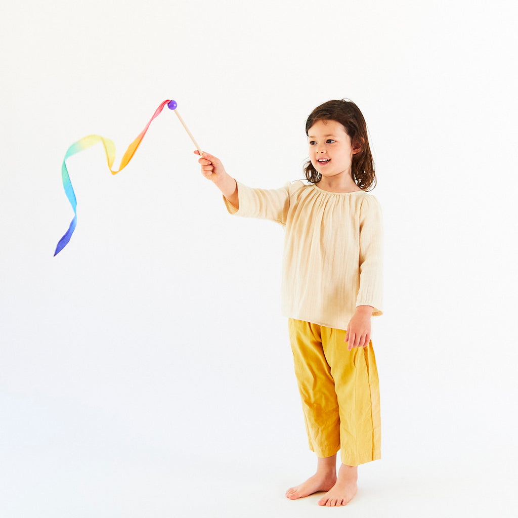 Mini Rainbow Streamer – Sarah's Silks