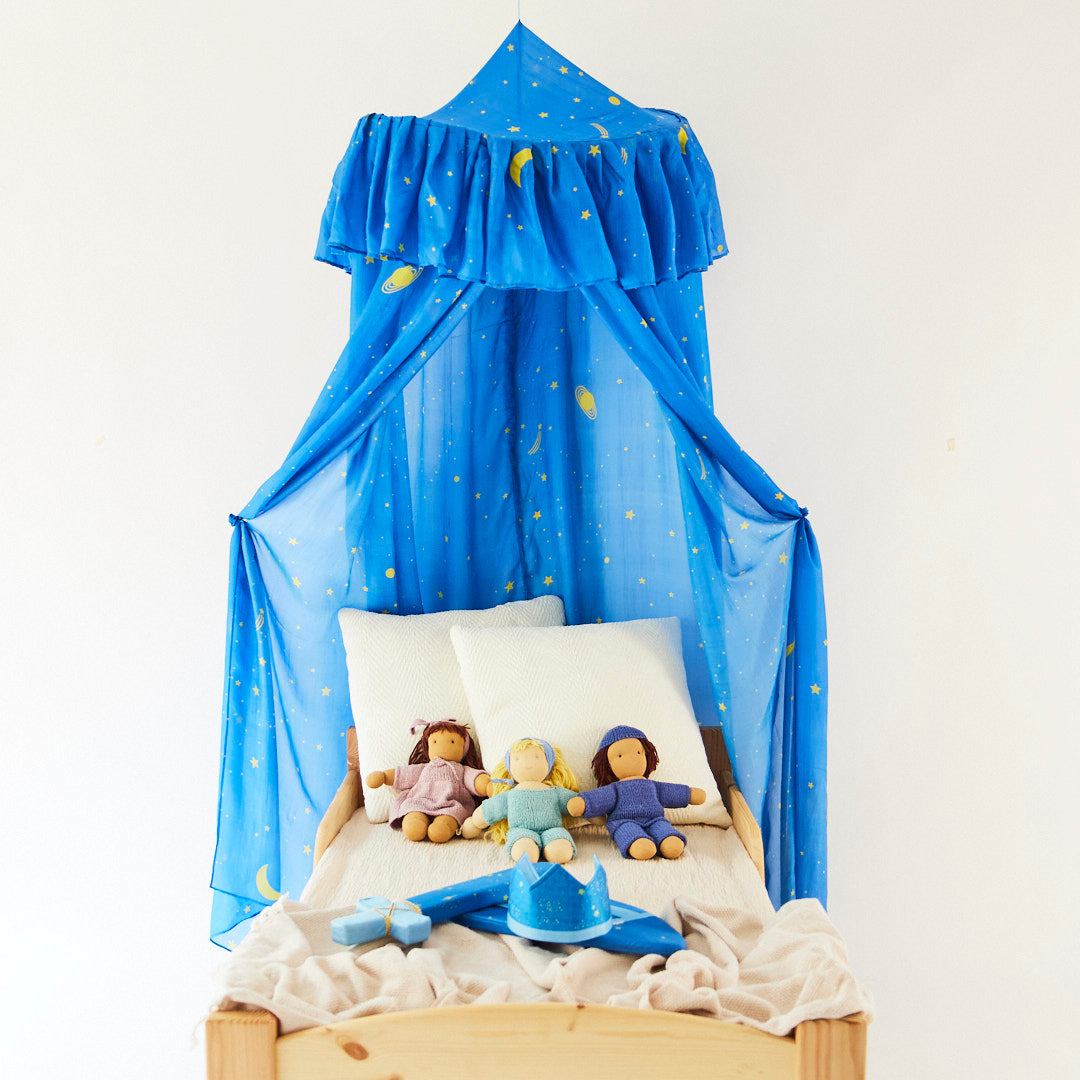 Sarah's Silks | Open-ended Playsilks, Costumes, and Wooden Toys