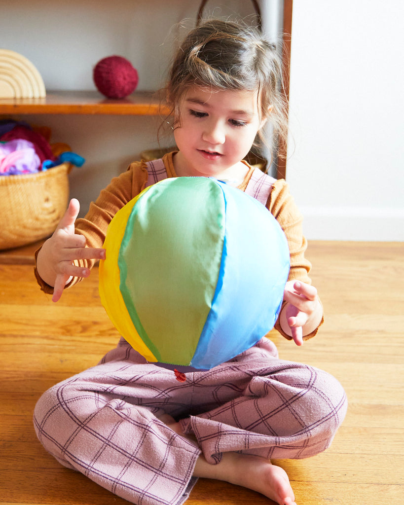 Sara Rydman Baloon Rainbow Balloon Ball – Sarah's Silks